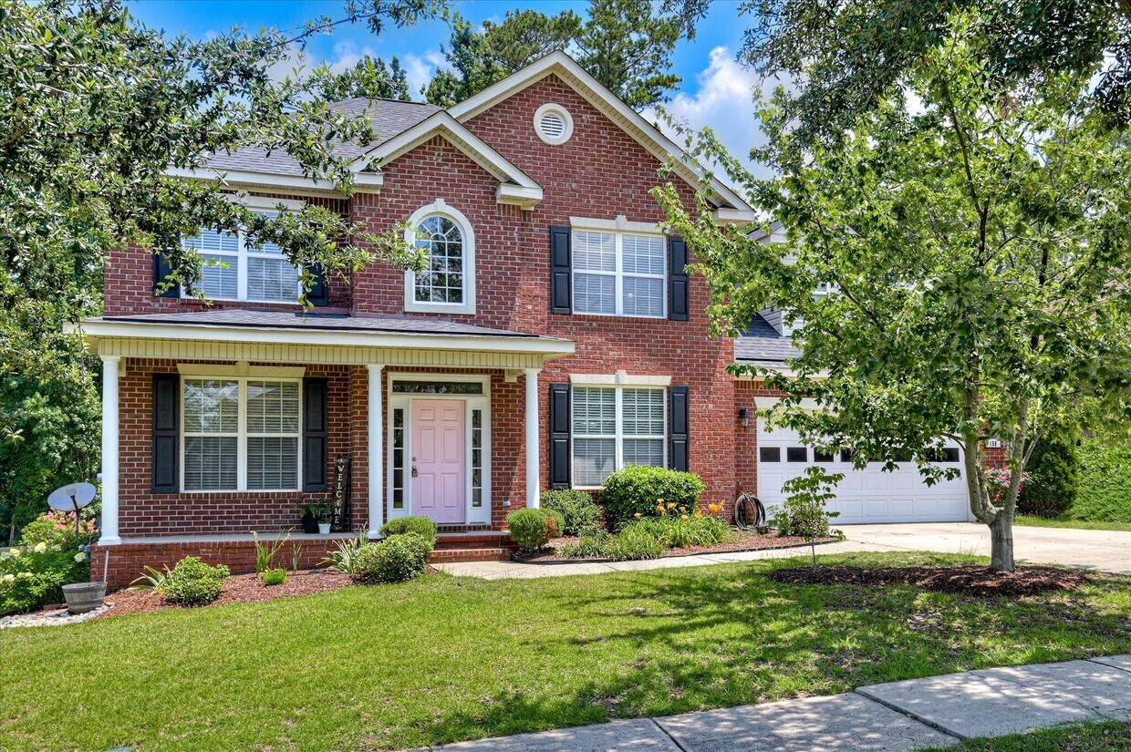 Foto principal - 158 Kenilworth Dr