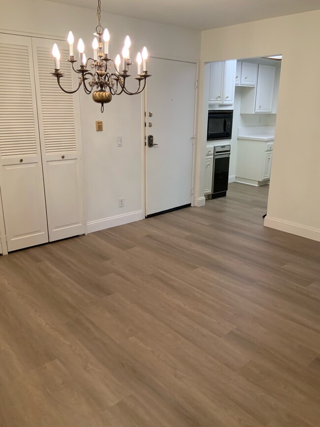 Dining room. - 21500 Califa St