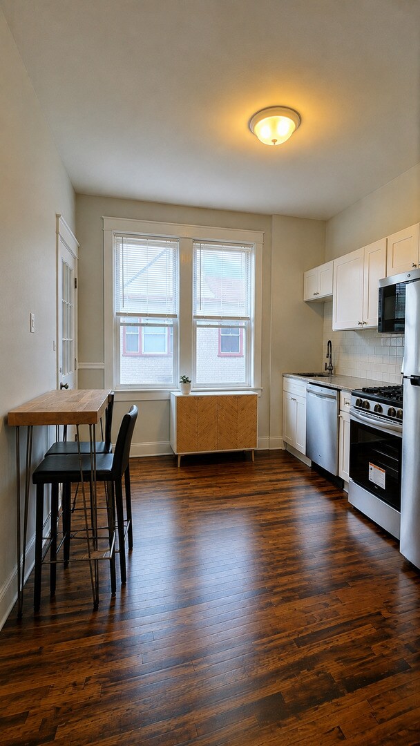 Foto del edificio - 901 N Leavitt St