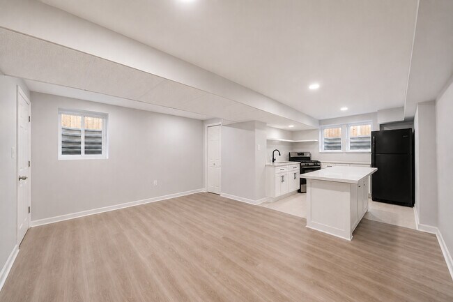 Foto del edificio - 6833 S Merrill Ave
