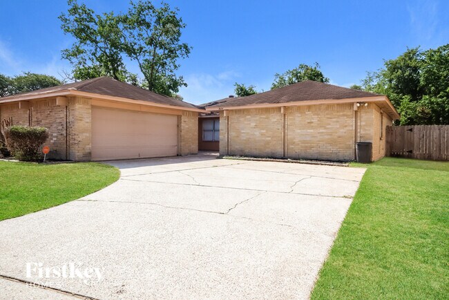 Foto del edificio - 8634 Huntermoor Cir