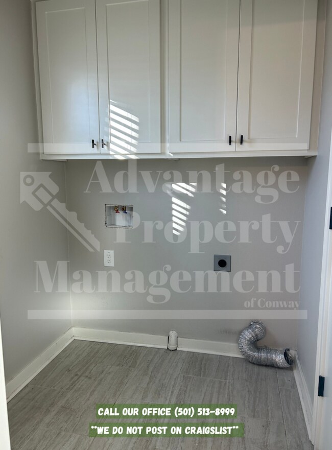 Foto del edificio - Showings Available!