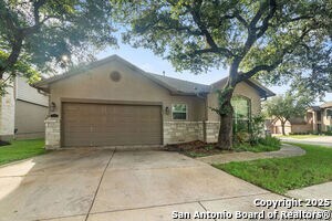 Foto principal - 27002 Trinity Bend