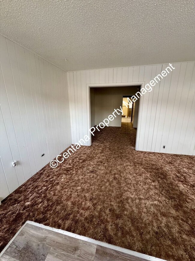 Foto del edificio - 2 Bedroom 1 bath in heart Butte