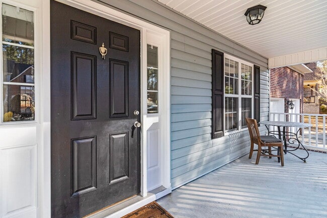 Foto del edificio - 132 Cedar Ln