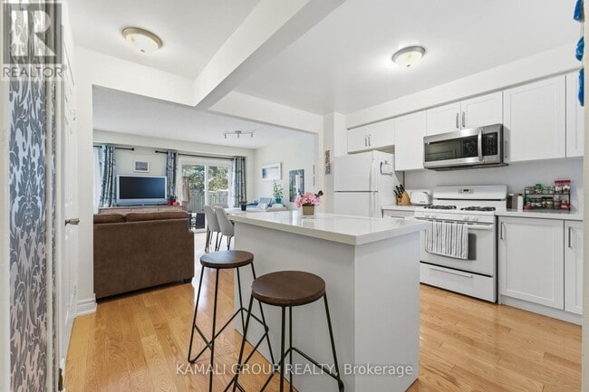 Building Photo - 112 Kersey Crescent