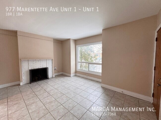 Photo du bâtiment - NEWLY RENOVATED 1 BED/1BATH APT PLUS HYDRO & GAS!