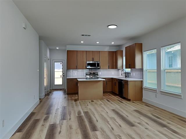 Foto del edificio - 3734 Ruskin St