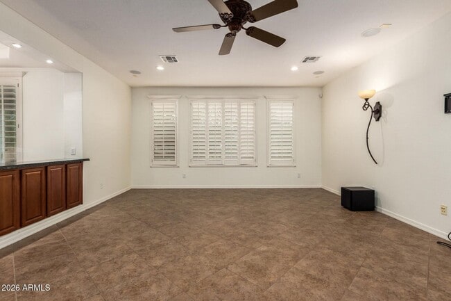 Building Photo - Gorgeous 4 Bed 3 Bath 3.5 Car home + Den + Loft + Solar + SPA in Stetson Valley community in Nort...