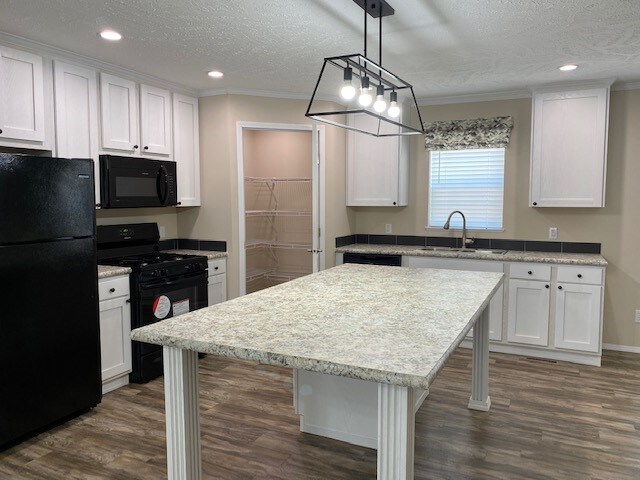 Foto principal - 1108 Peachtree Ct