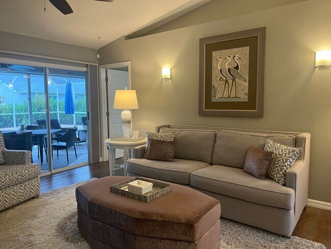 Building Photo - 3BR/2BA Single Family Pool Home in Lake of...