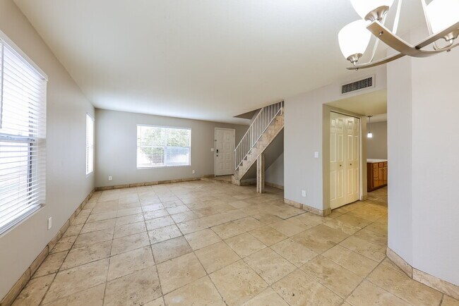 Foto del edificio - 532 N Nassau