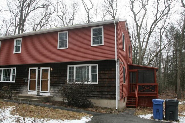 Building Photo - 174 Cedar Swamp Rd