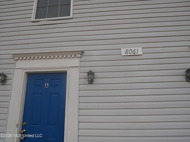 Building Photo - 8061 Martha Ann Ln