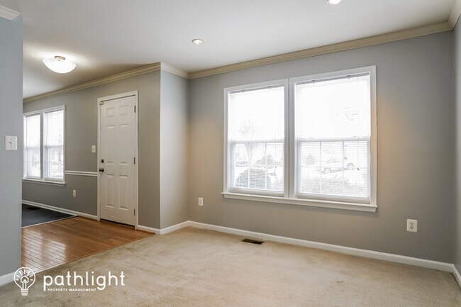 Building Photo - 100 George Thomas Dr, Frederick, MD, 21702