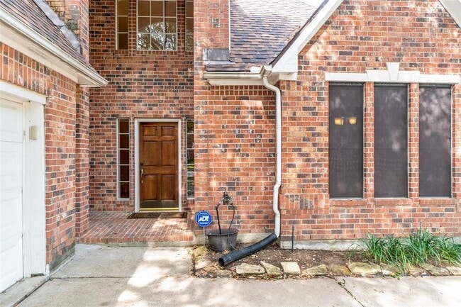 Foto del edificio - 13310 Misty Mill Dr