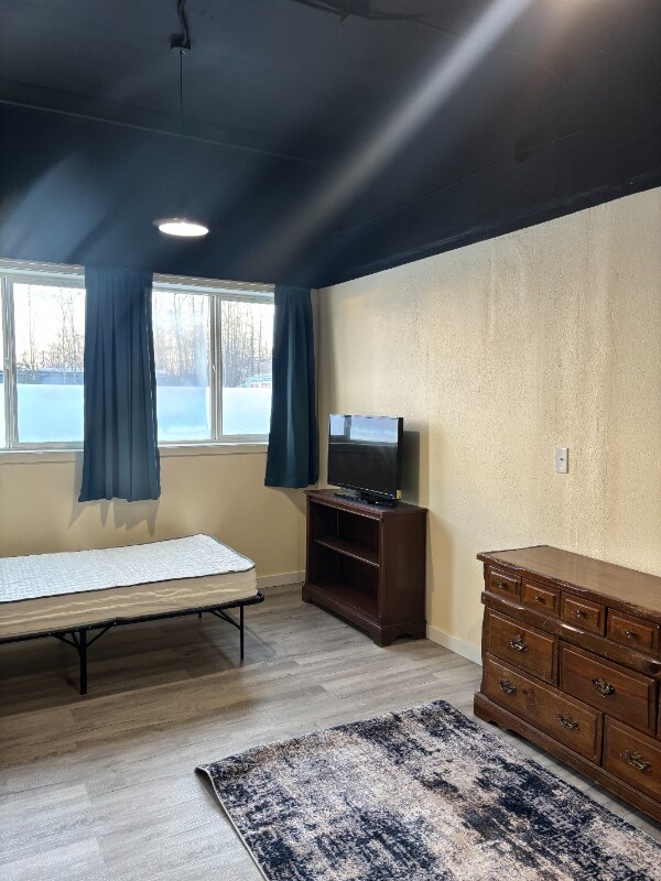 Foto del edificio - 7801 Peck Ave