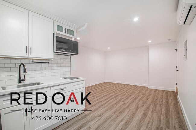 Foto del edificio - 240 N Van Ness Ave