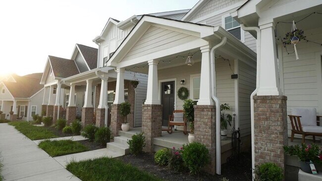 Foto del edificio - 973 Ashland Place Dr