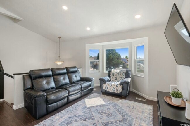 Foto del edificio - 5579 Deerbrush Cir