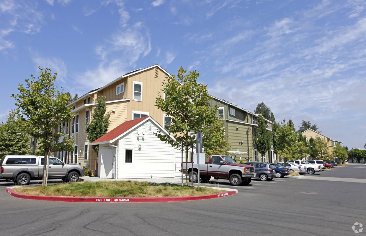 Foto principal - Foss Creek Court