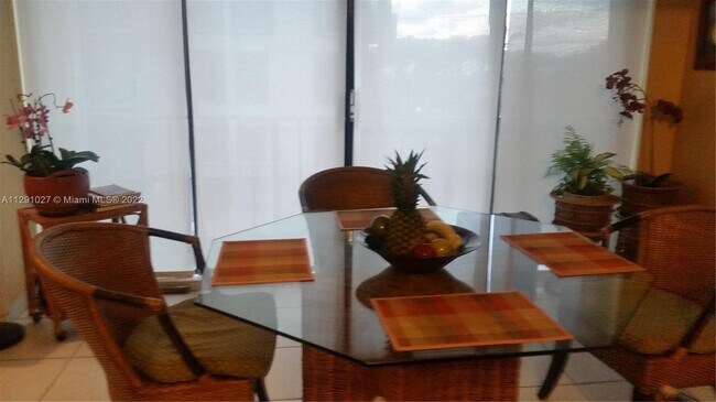 Foto del edificio - 115 Sunrise Dr