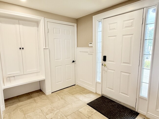 Photo du bâtiment - 2313 Lesperance Rd