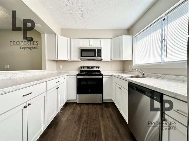 Foto del edificio - 2825 Snow Rd