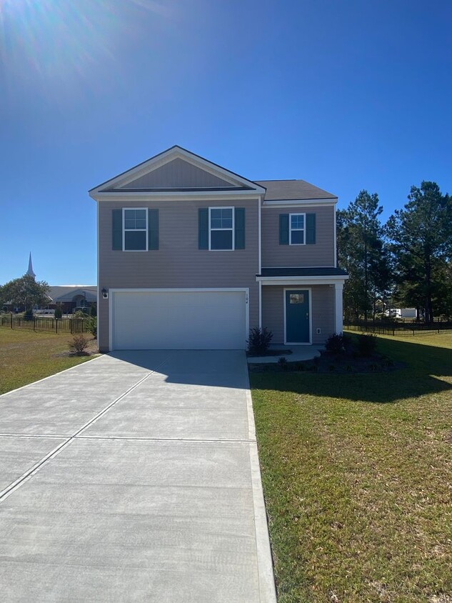 Primary Photo - JUNE SPECIAL!!! $500 SECURITY DEPOSIT WITH...