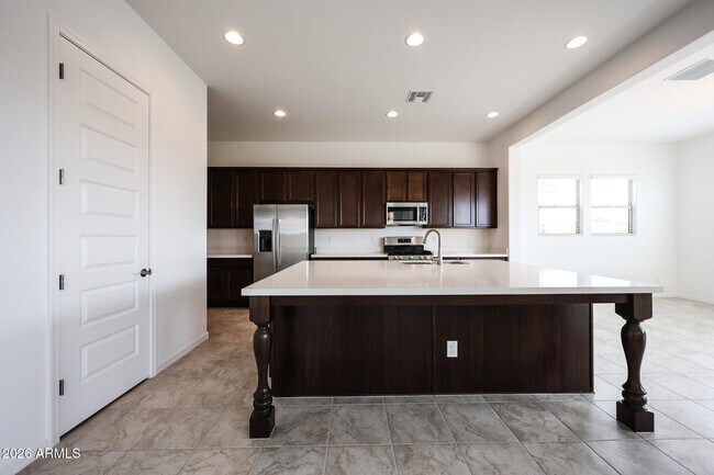 Foto del edificio - 7695 W Smoketree Dr