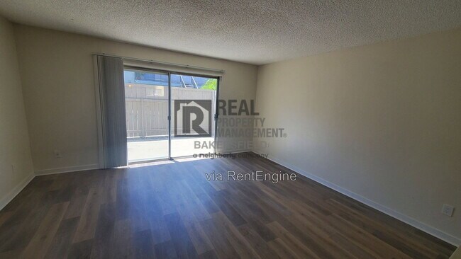 Foto del edificio - 2427 Olive St