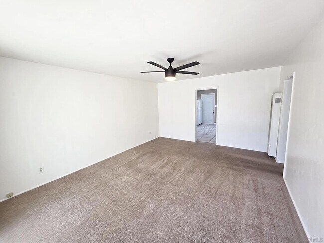 Foto del edificio - 4942 Jumano Ave