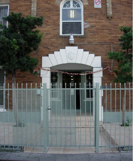 Foto del edificio - 5522 Sierra Vista Ave