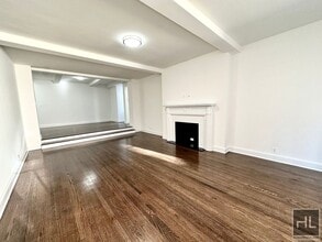 Building Photo - FIFTH AVENUE