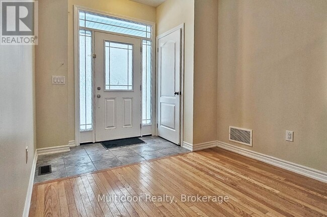 Building Photo - 19 Glasson Ln