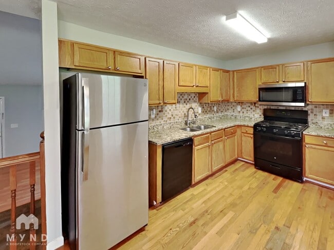 Building Photo - 307 Burton Dr