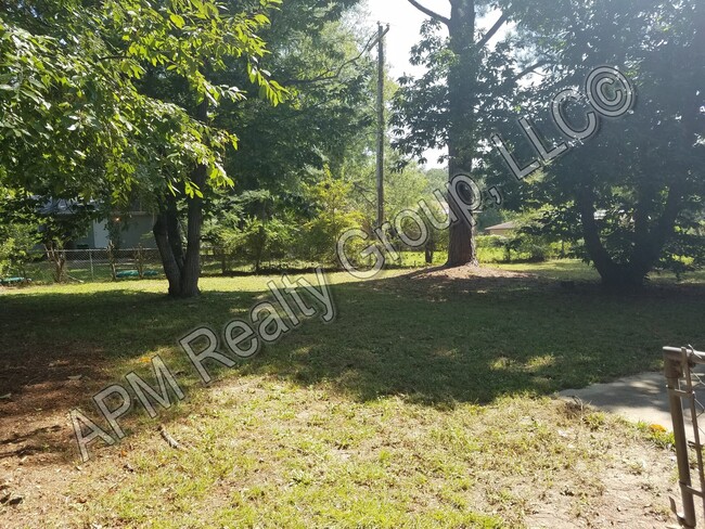 Building Photo - Cozy Quail Creek Home