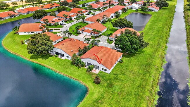 Building Photo - 15415 Summer Lake Dr
