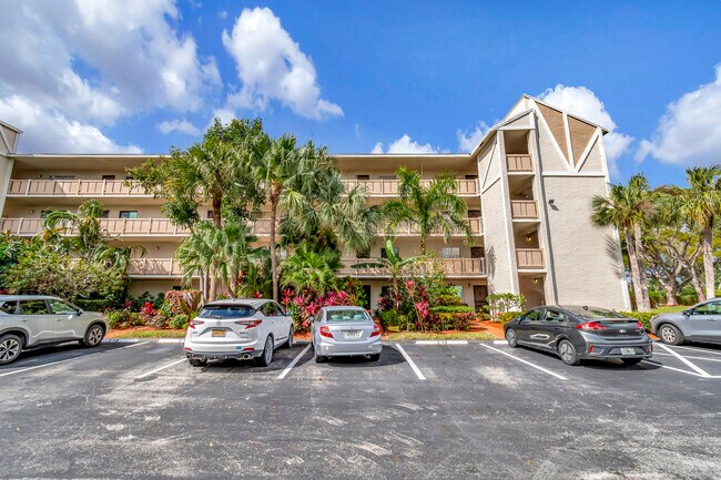Foto del edificio - 6585 Kensington Ln