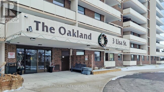 Building Photo - 3 Lisa St.