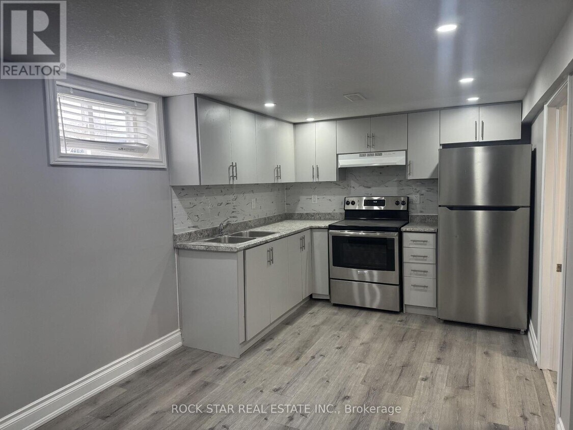 Photo du bâtiment - 387 Upper Gage Ave