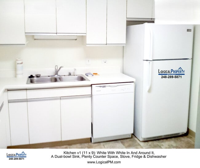 Building Photo - 1/1 Hi-Rise Lux Condo Panoramic Views Pool...