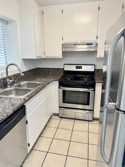 Foto principal - 8722 Burton Way