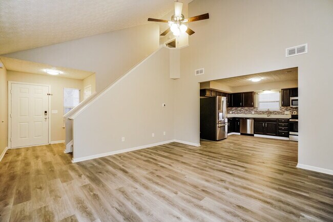 Foto del edificio - 5816 Annmary Rd