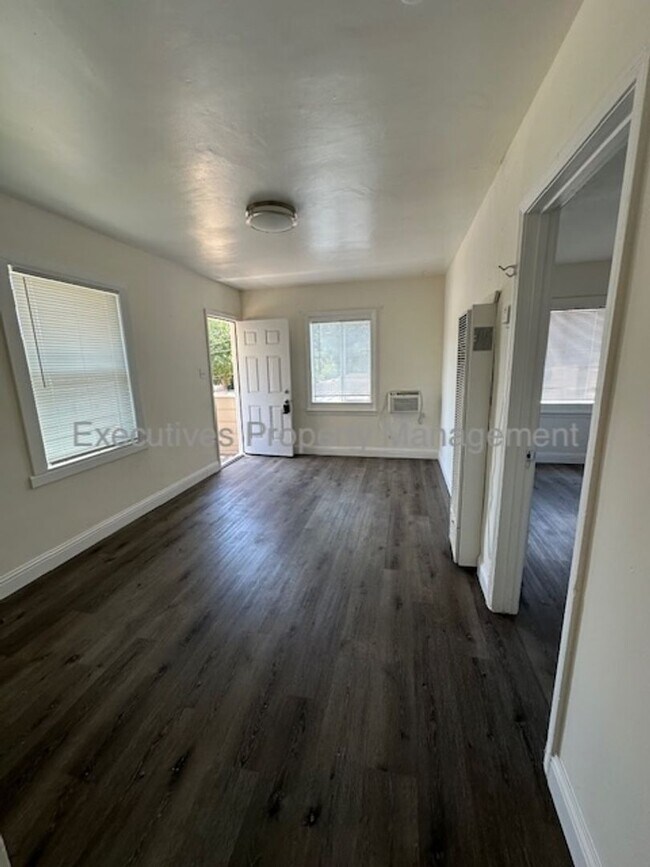 Foto del edificio - 2324 Q St