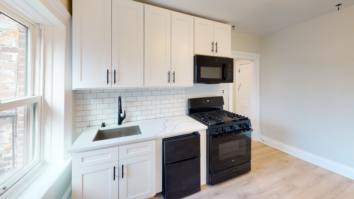 Photo - 211 Lafayette Ave Apartment
