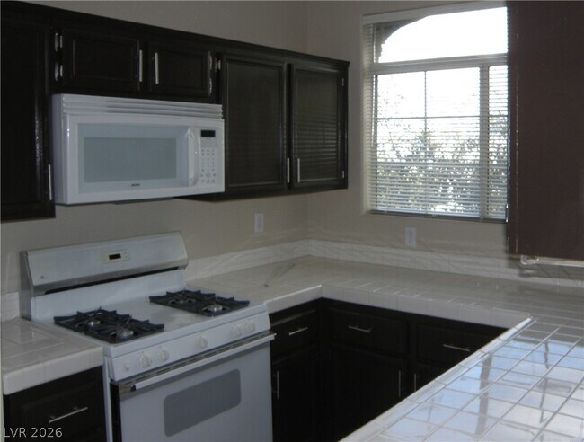 Foto del edificio - 2201 Ramsgate Dr