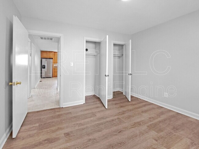 Foto del edificio - 13106 Ashlawn Dr