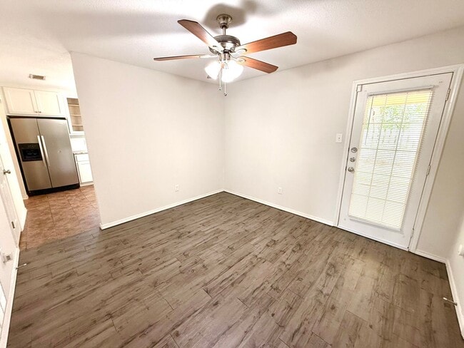 Foto del edificio - Available Now! Charming Single-Story Home in Waco with Modern Finishes & Spacious Yard