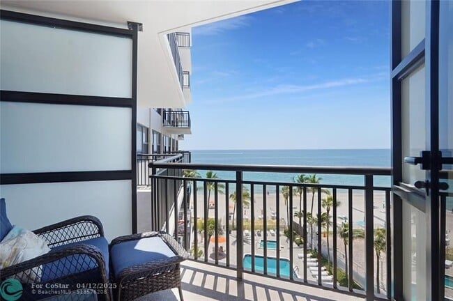 Building Photo - 3800 Galt Ocean Dr